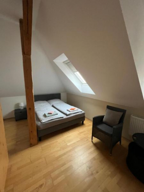 Doppelzimmer, TV- Bad, Kühlschrank- Parkplatz-17